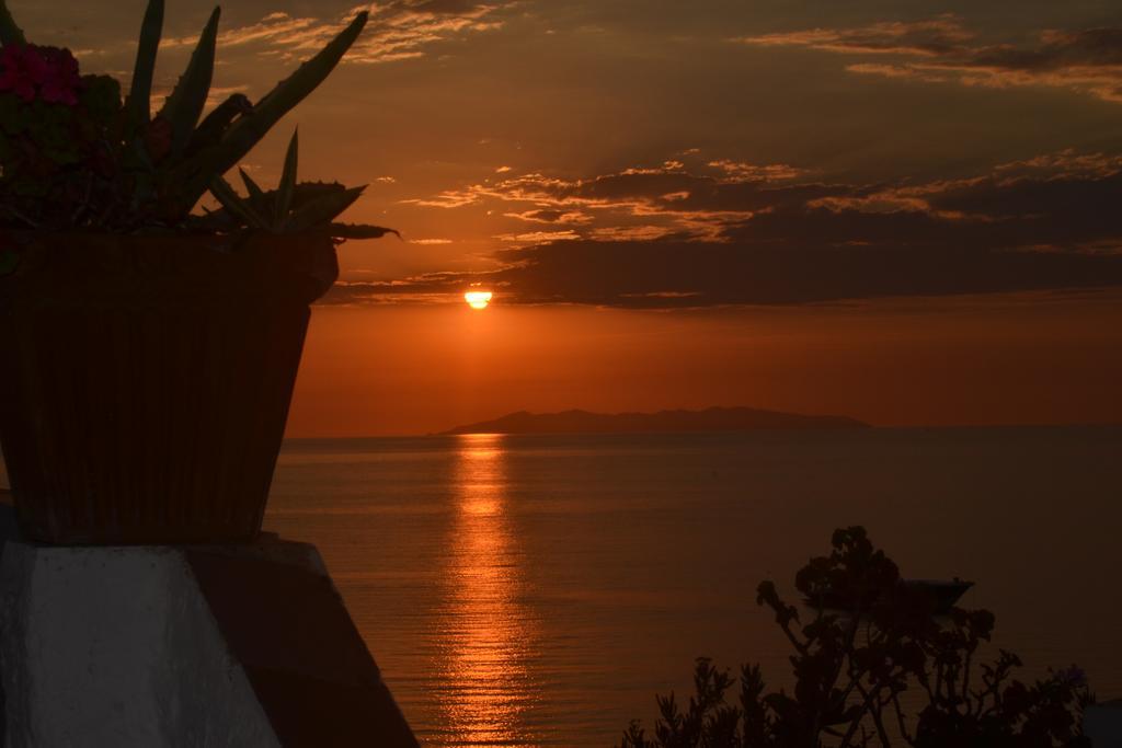 Hotel Scoglio Bianco Portoferraio Eksteriør billede